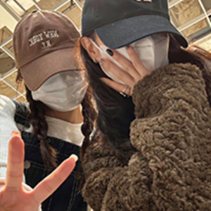 女人脱光衣服软件,揭秘：虚拟世界中的女性自我表达新方式-2